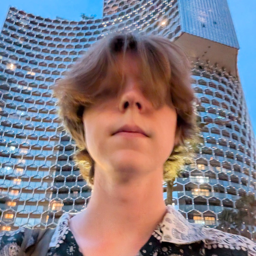 Albert Elmgart — Account Executive at Growzilla